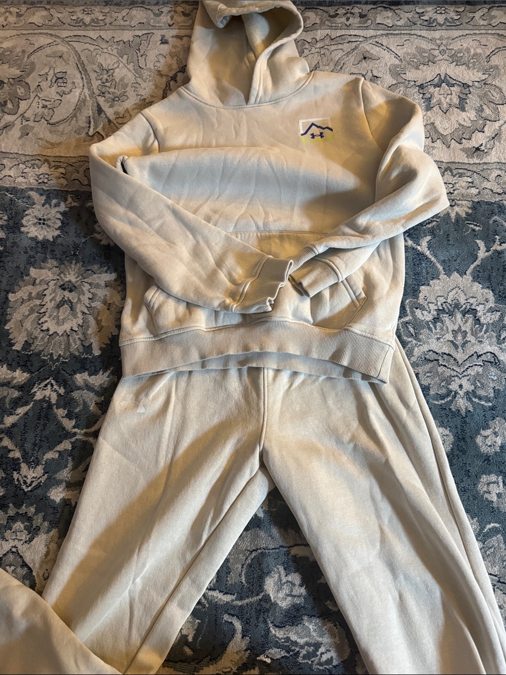 Kids Cream Hooded Sweatshirt and Jogger Set Under Armour kids youth medium